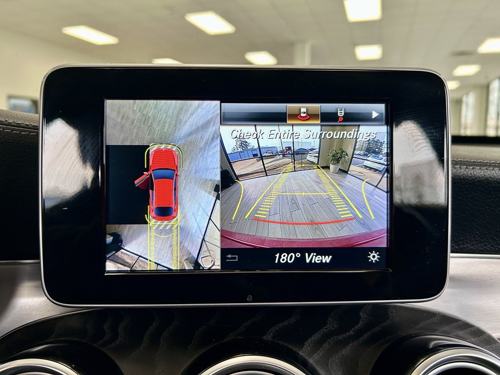 2019 Mercedes-Benz GLC-Class Image 10