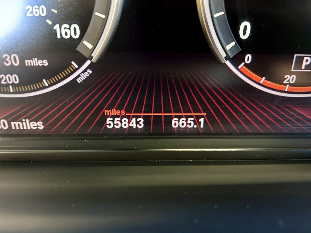 2011 BMW 7 Series Image 20