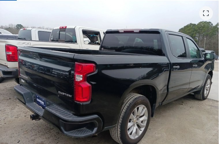 2021 Chevrolet Silverado 1500 Image 2