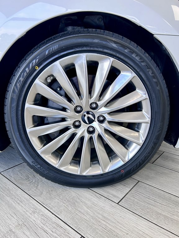 2014 Hyundai Equus Image 19