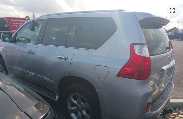 2013 Lexus GX Image 4