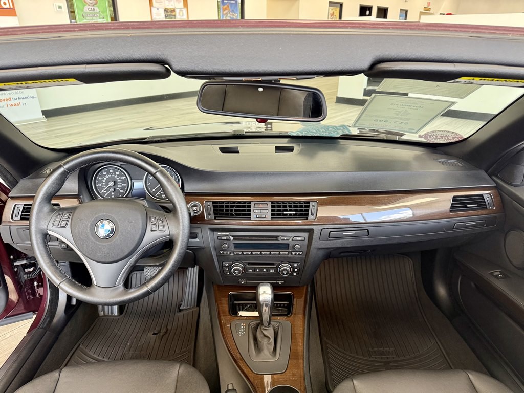 2009 BMW 3 Series Image 10