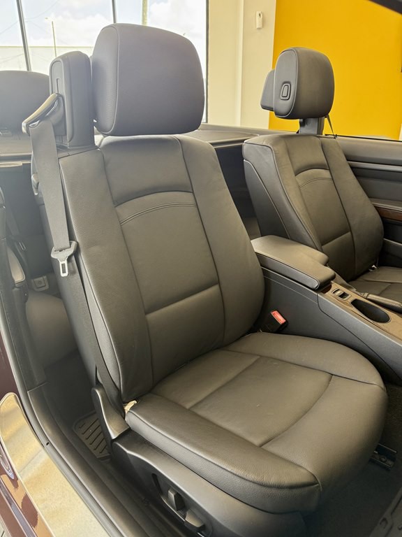 2009 BMW 3 Series Image 15