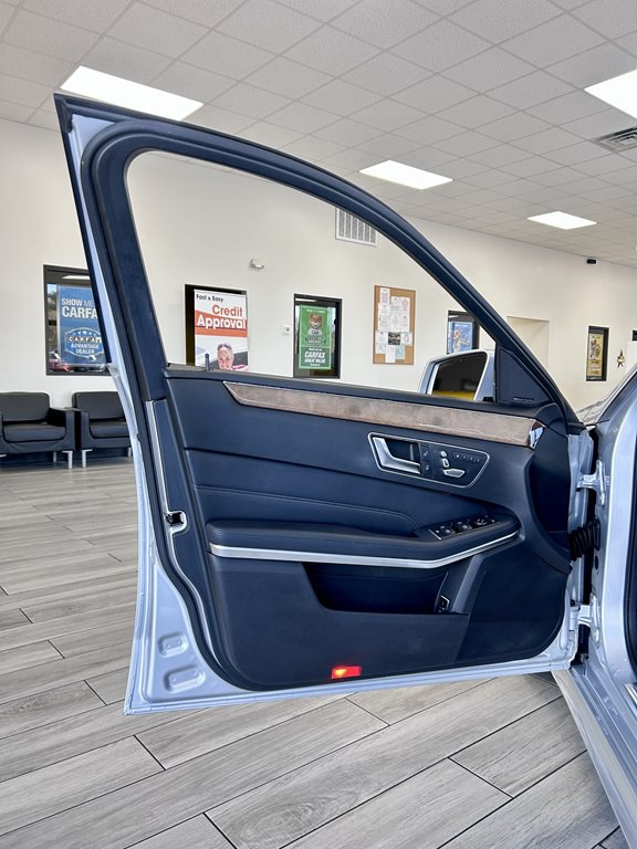 2014 Mercedes-Benz E-Class Image 15