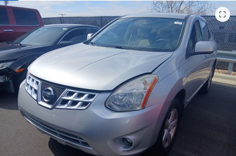 2013 Nissan Rogue Image 2