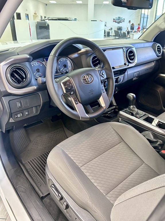 2023 Toyota Tacoma Image 13