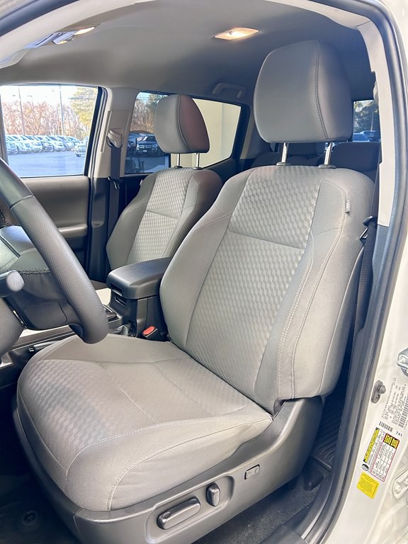 2023 Toyota Tacoma Image 14