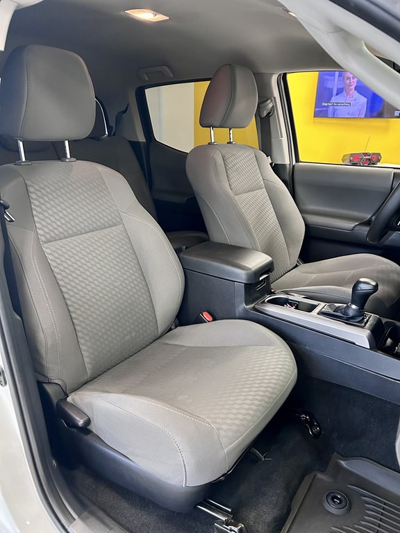 2023 Toyota Tacoma Image 16