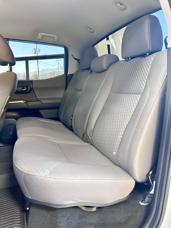 2023 Toyota Tacoma Image 17