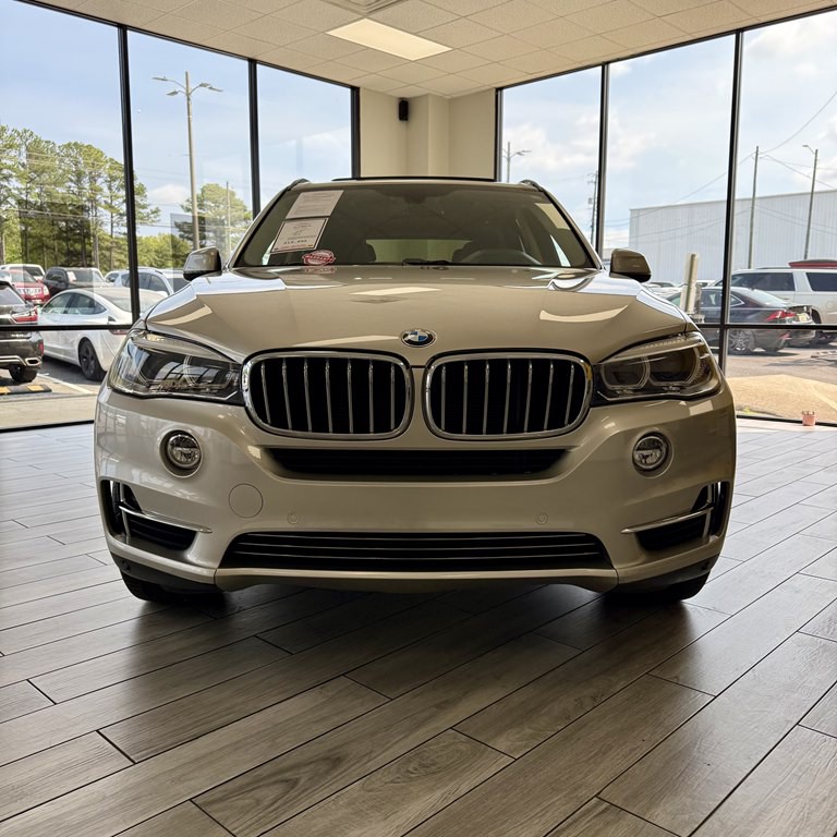 2015 BMW X5 Image 2