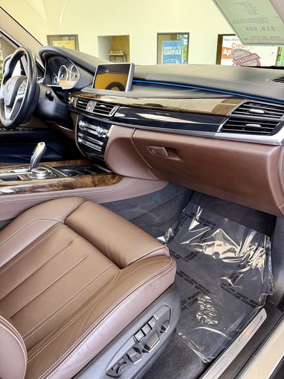 2015 BMW X5 Image 12