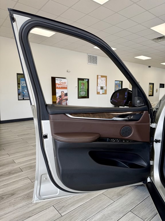 2015 BMW X5 Image 15