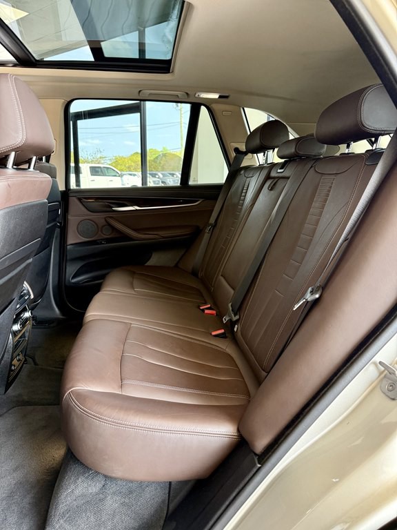 2015 BMW X5 Image 17