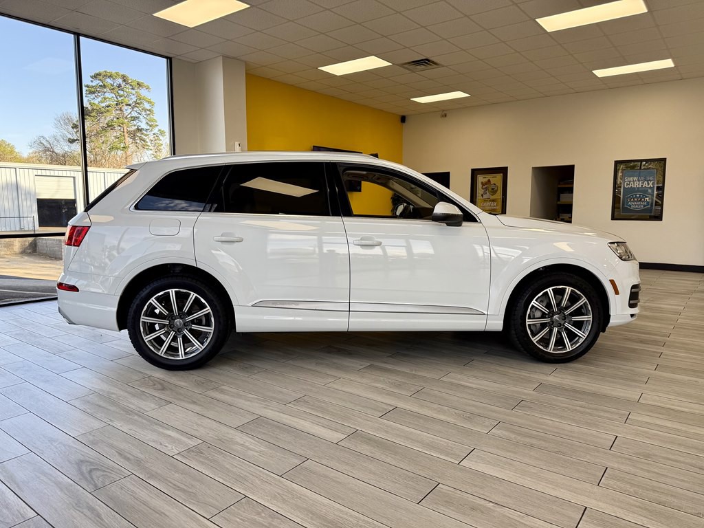 2017 Audi Q7 Image 5