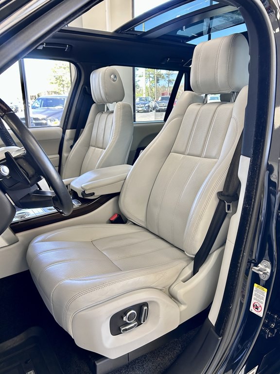 2017 Land Rover Range Rover Image 14