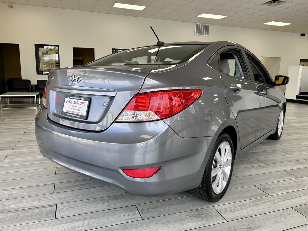 2014 Hyundai Accent Image 6