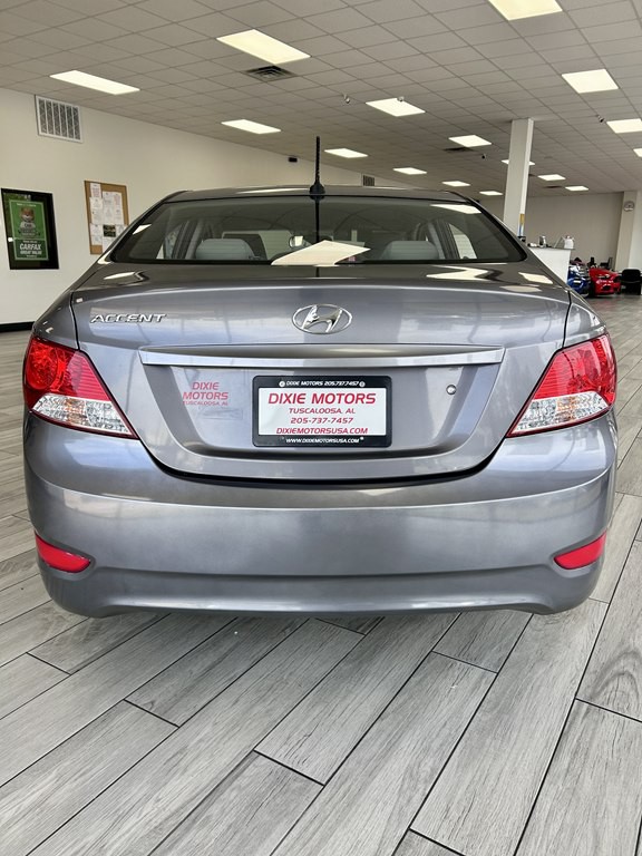 2014 Hyundai Accent Image 8