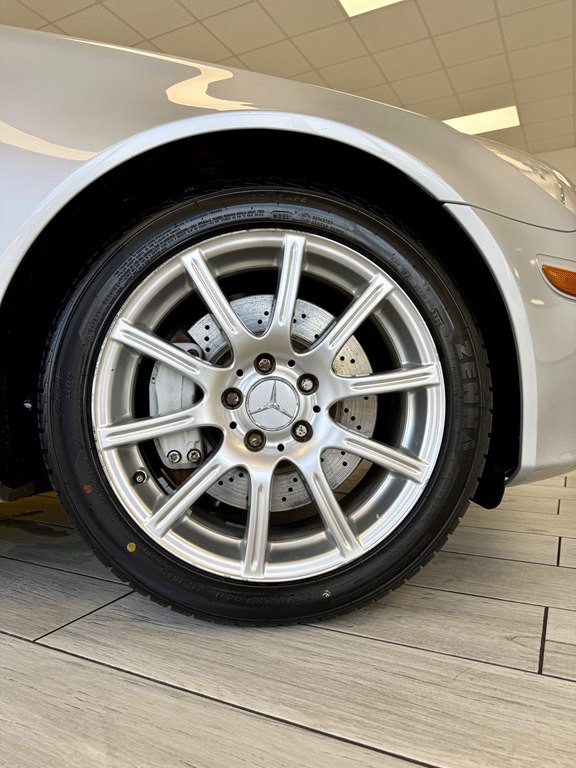 2005 Mercedes-Benz SLK-Class Image 16