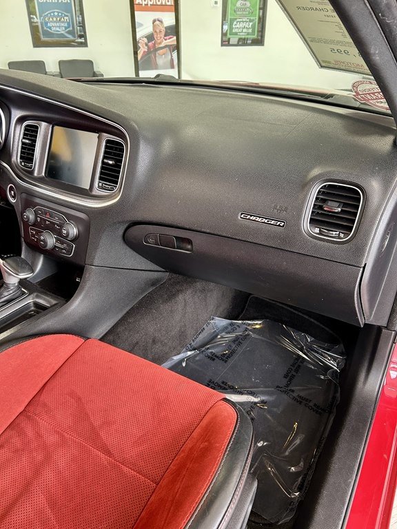 2016 Dodge Charger Image 12