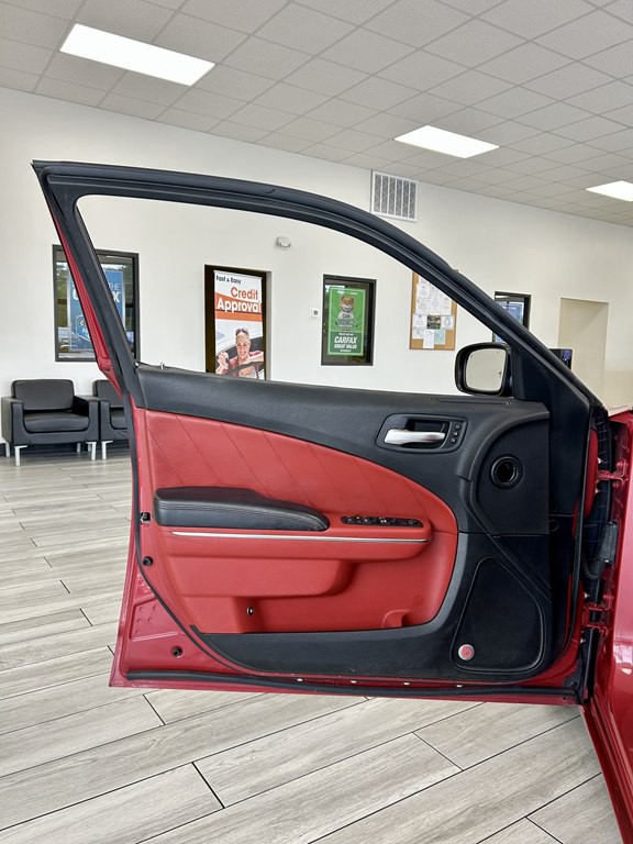 2016 Dodge Charger Image 15