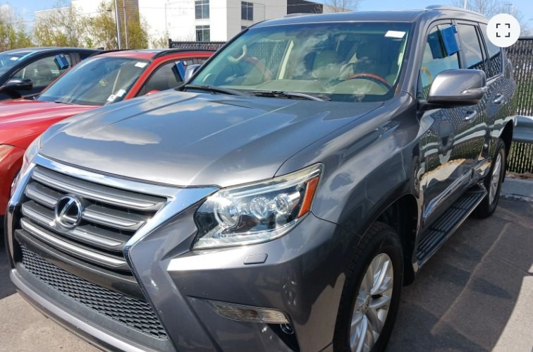 2016 Lexus GX Image 2