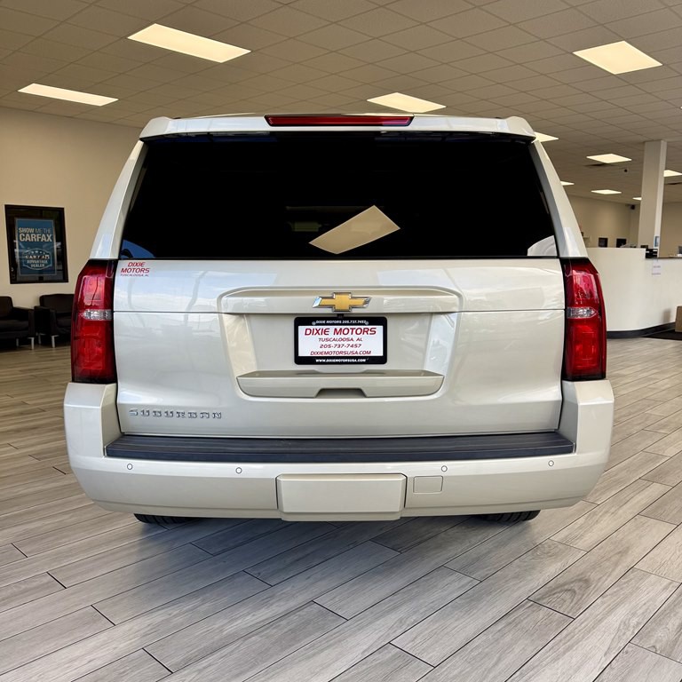 2016 Chevrolet Suburban Image 8
