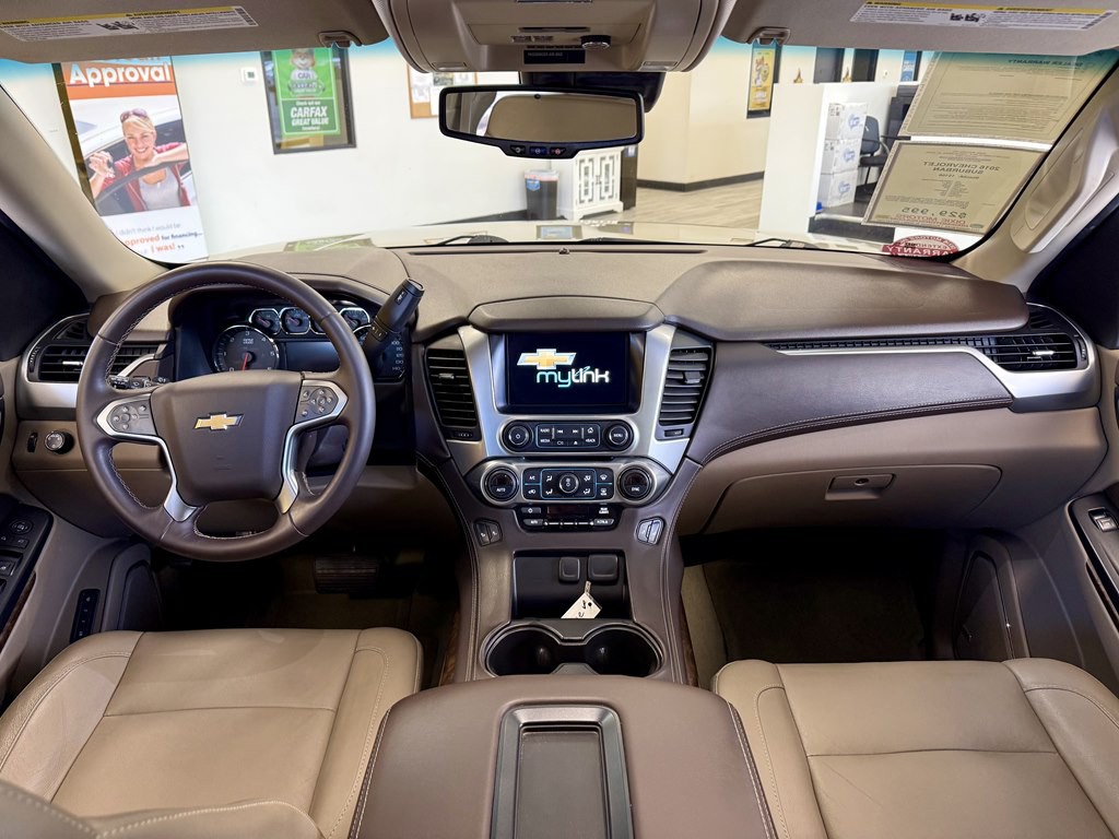 2016 Chevrolet Suburban Image 10