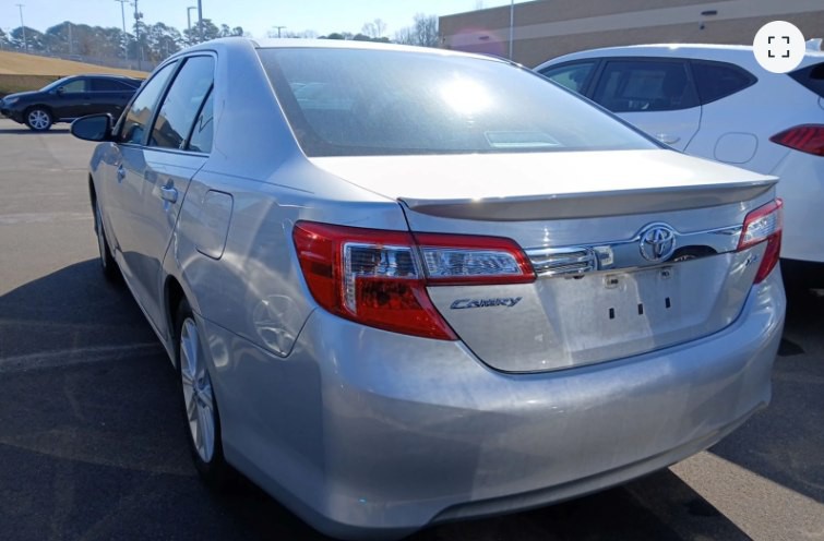 2012 Toyota Camry Image 4