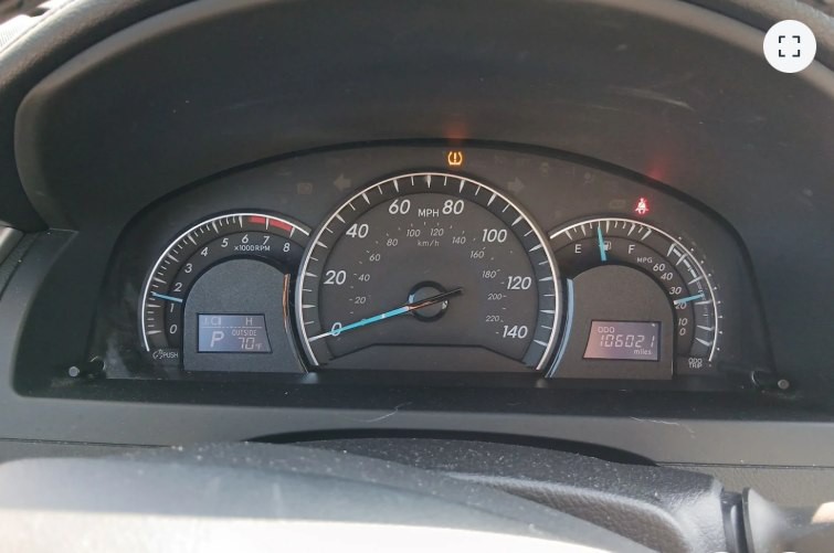 2012 Toyota Camry Image 5