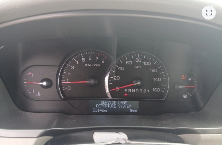 2010 Cadillac DTS Image 5