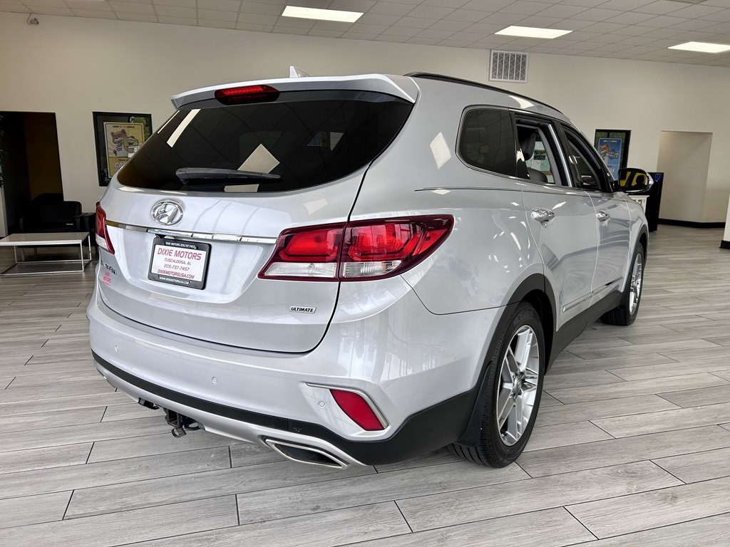 2017 Hyundai Santa Fe Image 6