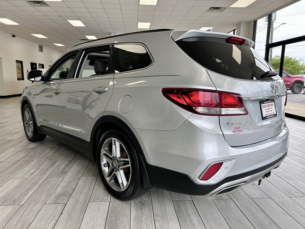 2017 Hyundai Santa Fe Image 7