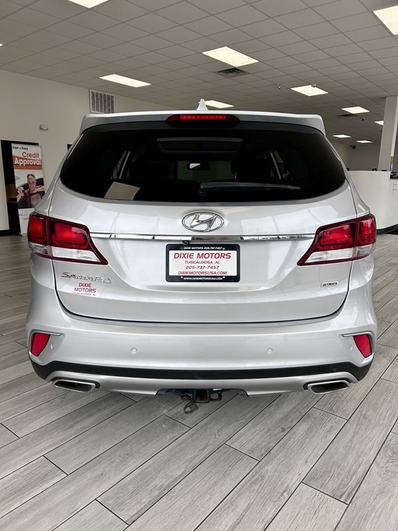 2017 Hyundai Santa Fe Image 8