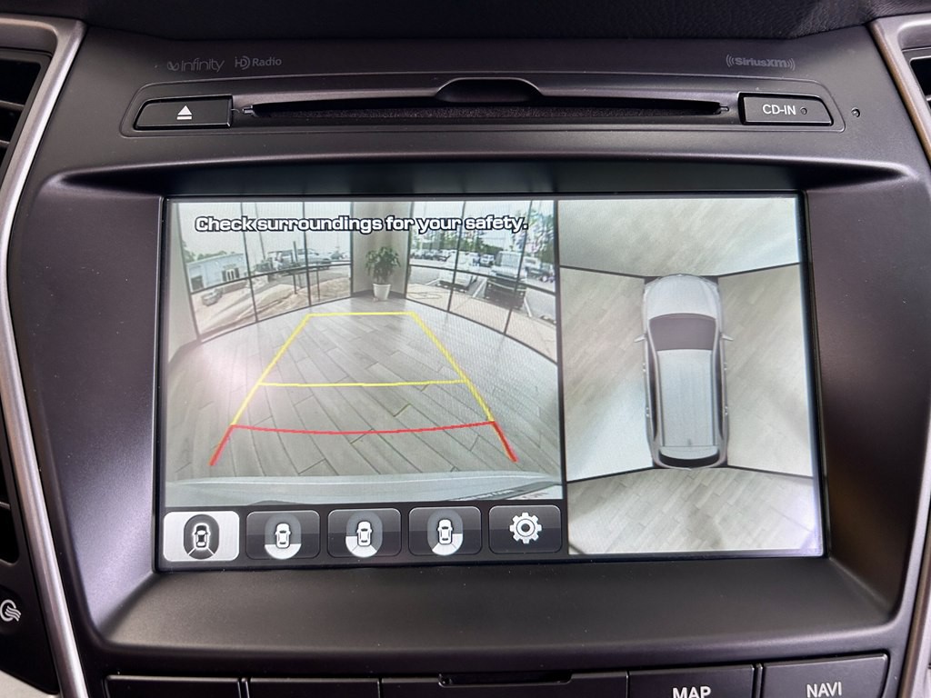 2017 Hyundai Santa Fe Image 11