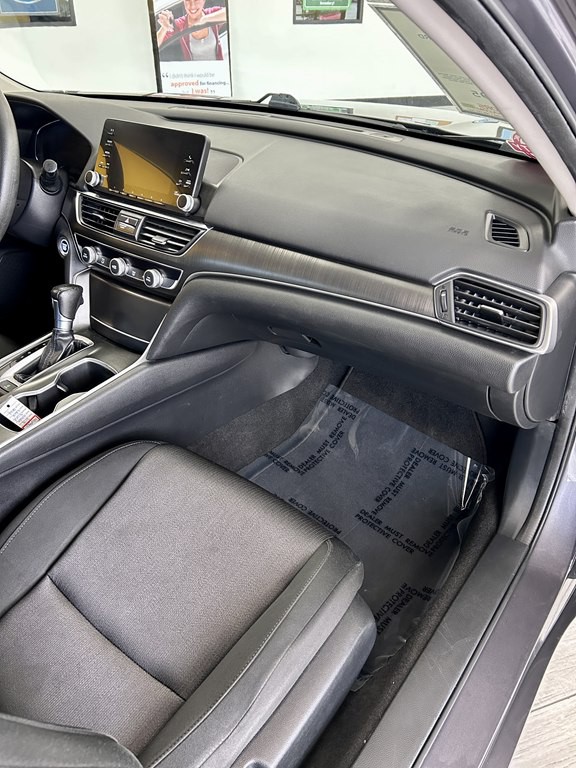 2018 Honda Accord Image 12