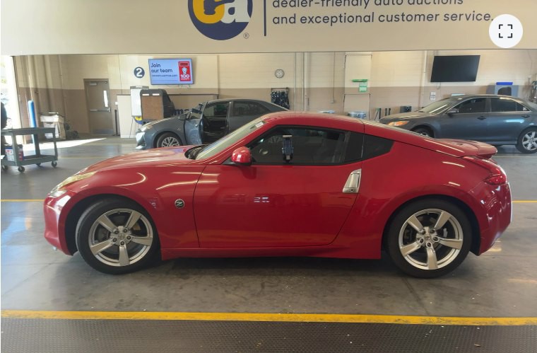 2011 Nissan 370Z Image 4