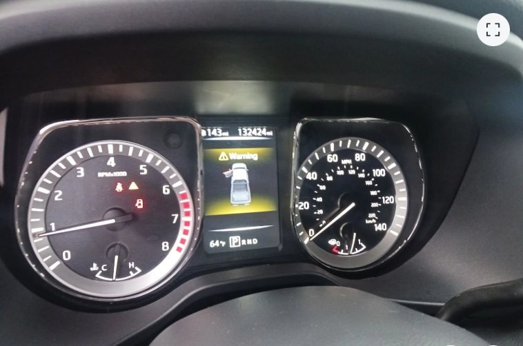 2017 Nissan Titan Image 8