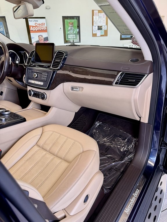 2018 Mercedes-Benz GLS-Class Image 11