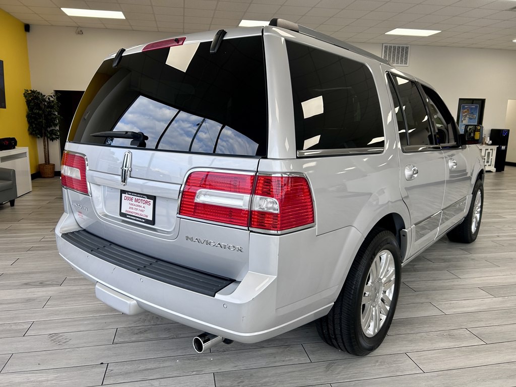 2012 Lincoln Navigator Image 6