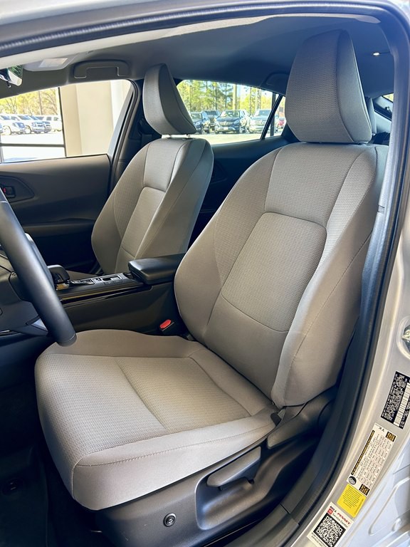 2025 Toyota Prius Image 14