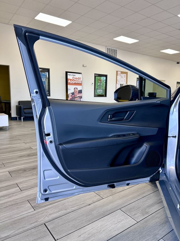 2025 Toyota Prius Image 17