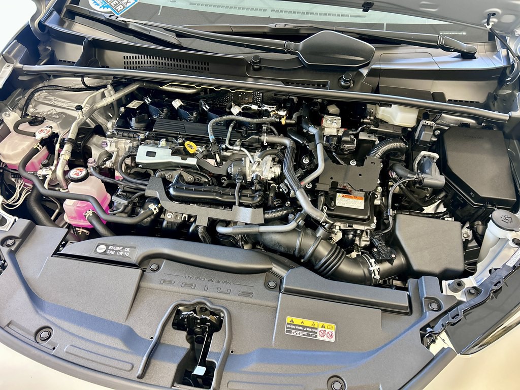 2025 Toyota Prius Image 18