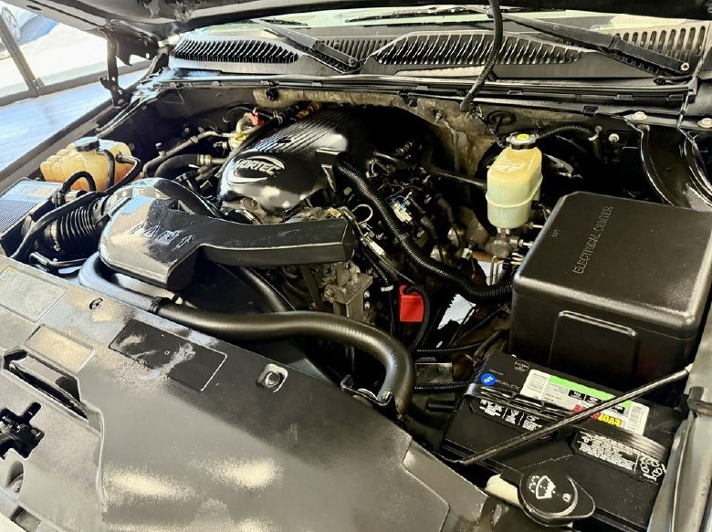 2002 GMC Yukon Image 17