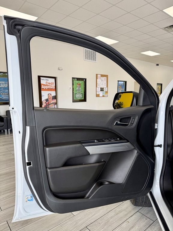 2020 Chevrolet Colorado Image 15