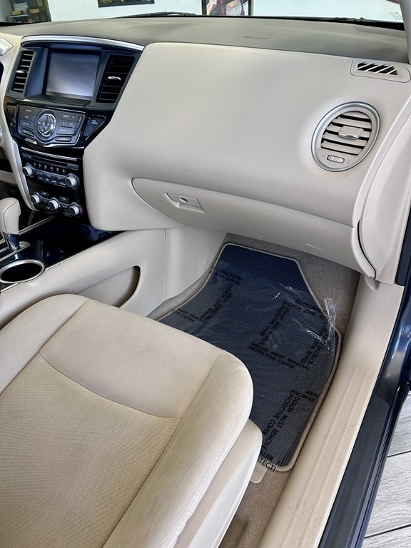 2014 Nissan Pathfinder Image 12