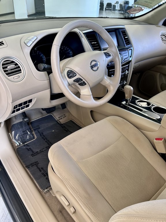 2014 Nissan Pathfinder Image 13