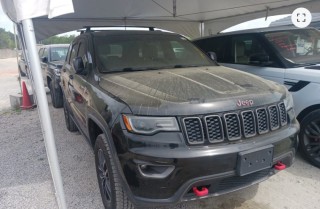 Image for 2017 Jeep Grand Cherokee Trailhawk ID: 7343238