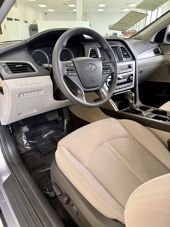 2016 Hyundai Sonata Image 13