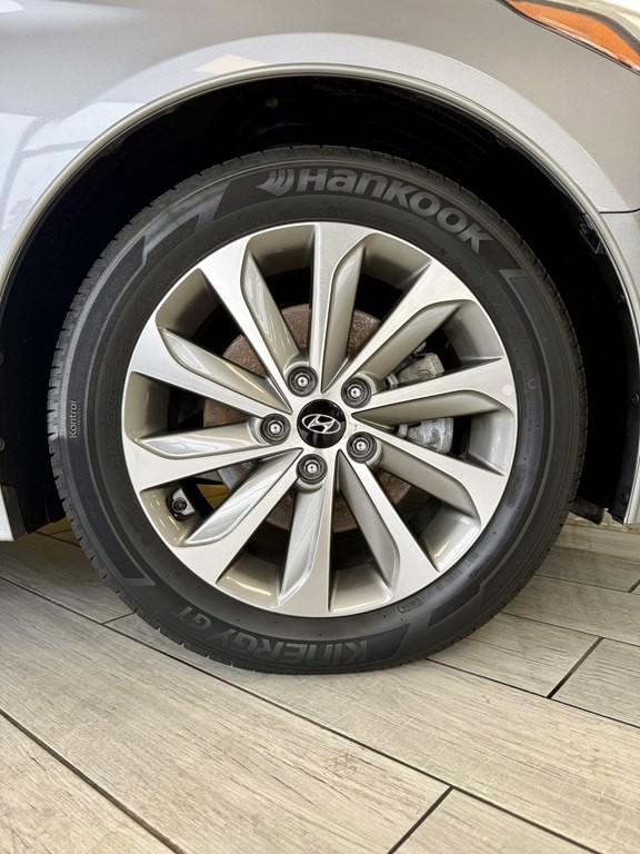 2016 Hyundai Sonata Image 19