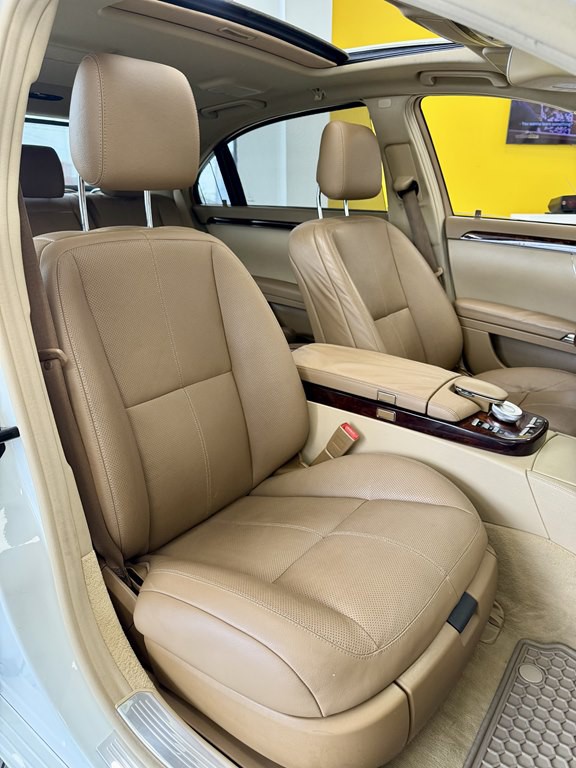 2008 Mercedes-Benz S-Class Image 15